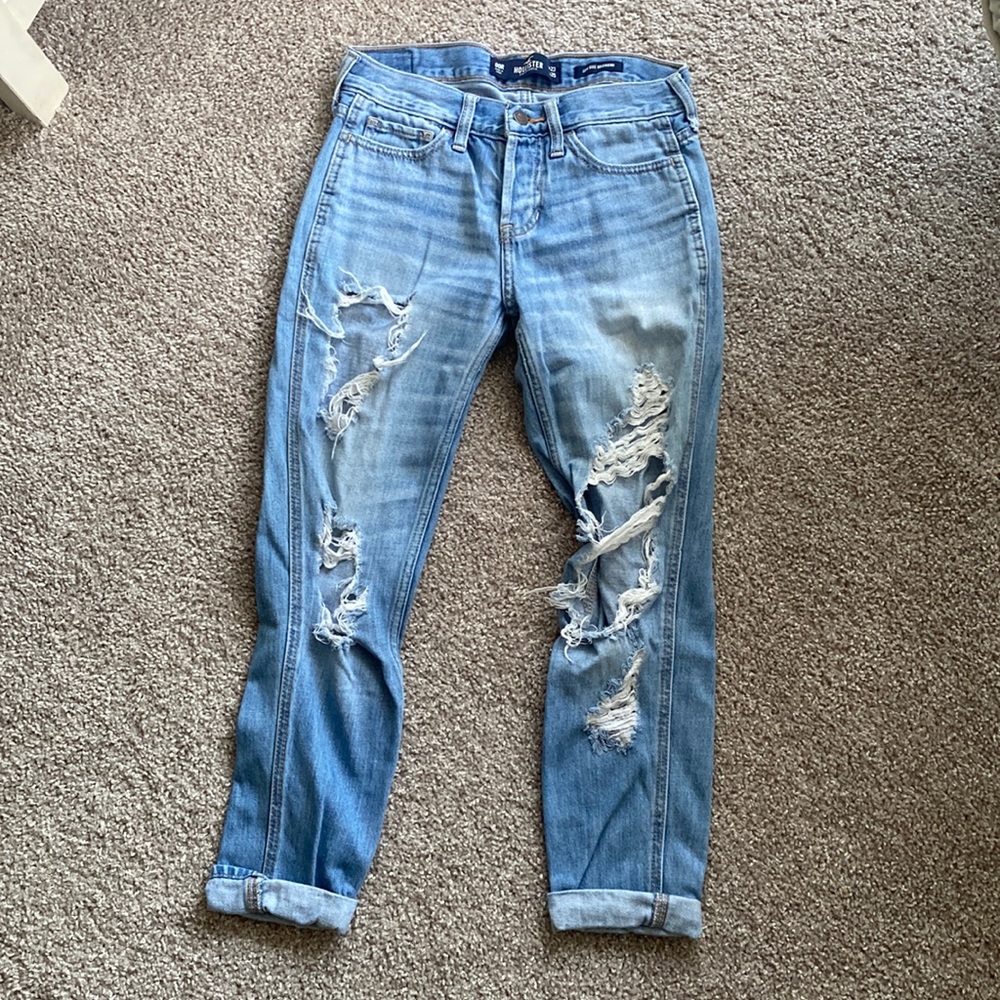 Hollister Ripped Boyfriend Jeans Low Rise